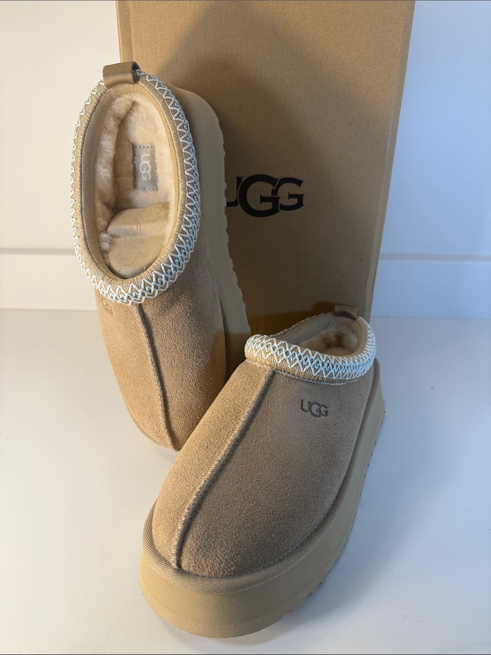 New UGG TAZZ II Suede Slip-On Shoes in Sand - Size 8